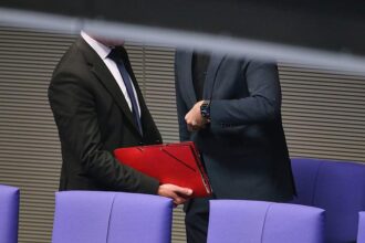 Unionsfraktion will Diätenerhöhung aussetzen