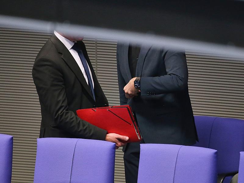 Unionsfraktion will Diätenerhöhung aussetzen