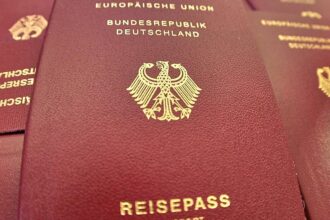 Unionspolitiker fordern Verschärfung der Einbürgerungsregeln