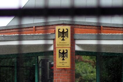 Verfassungsschutz warnt vor Gefahr durch Neonazi-Gruppen