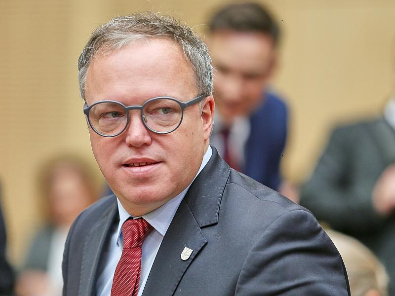 Voigt fürchtet Belastung für Länder durch Einkommensteuerreform