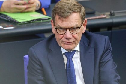 Wadephul kritisiert Israel für Vorrücken im Südlibanon