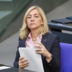Warken pocht auf 16 Milliarden Euro Einsparungen in der GKV