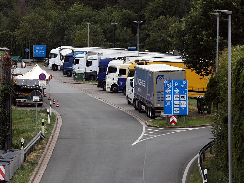 Weniger Lkw im April auf deutschen Autobahnen unterwegs