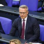 Wildberger räumt Fehler bei 1.000-Euro-Prämie ein