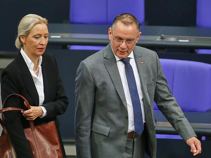 Yougov: AfD klettert auf 28 Prozent