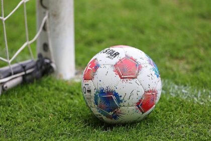 Zoll warnt vor Kauf gefälschter WM-Trikots im Internet