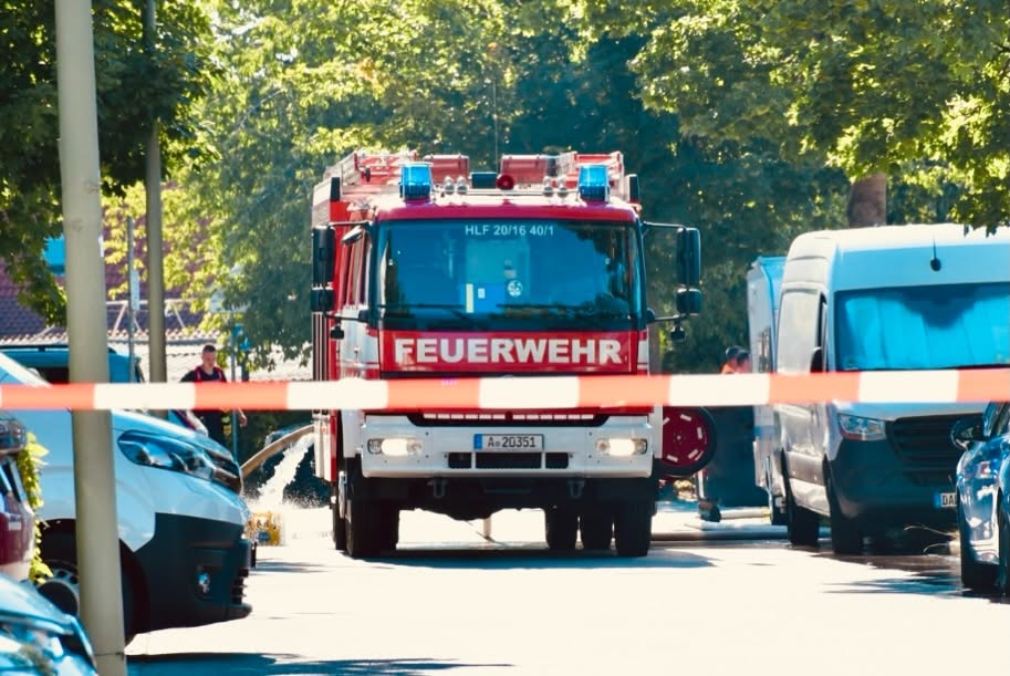 Überhitzter Gastank in Königsbrunn: Feuerwehr evakuiert 70 Personen