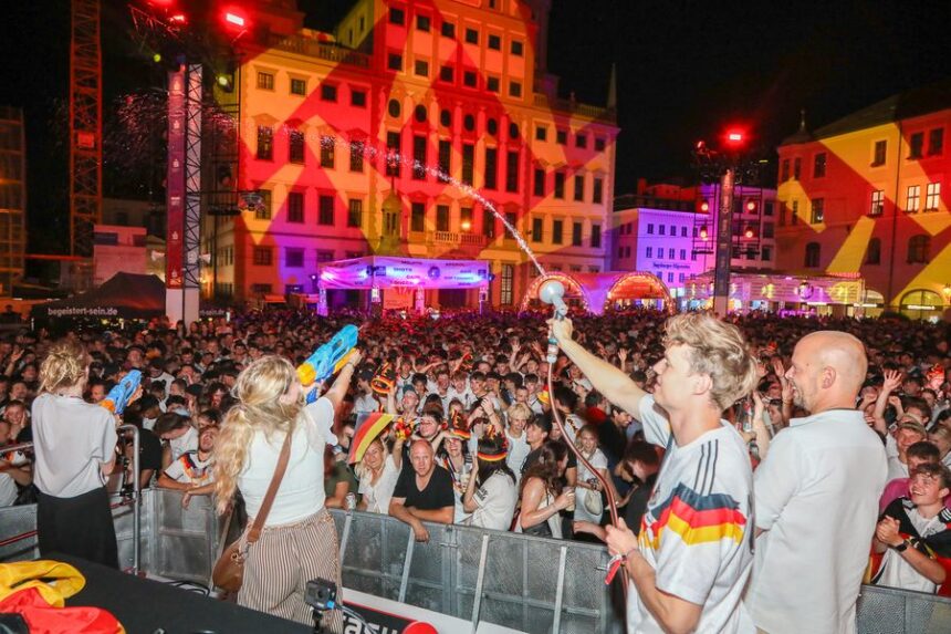 Straßenfest und Fußball-Party – Galerie zum Auftakt der Augsburger Sommernächte