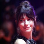 Anne Hathaway warnt vor KI-Bewerbungen