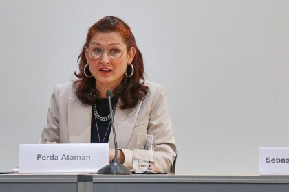 Ataman wirft Regierung Untätigkeit bei Entgelttransparenz vor