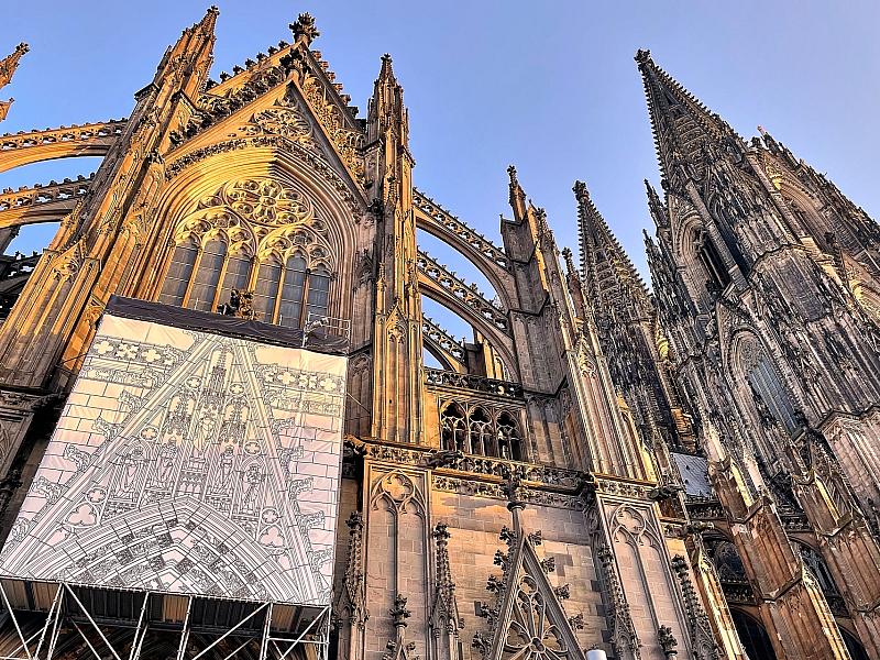 Besichtigung des Kölner Doms soll künftig zwölf Euro kosten