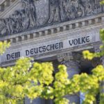 Bilger lehnt Streichung der Sommerpause ab
