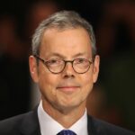 Bofinger warnt vor Integration von Beamten in gesetzliche Rente