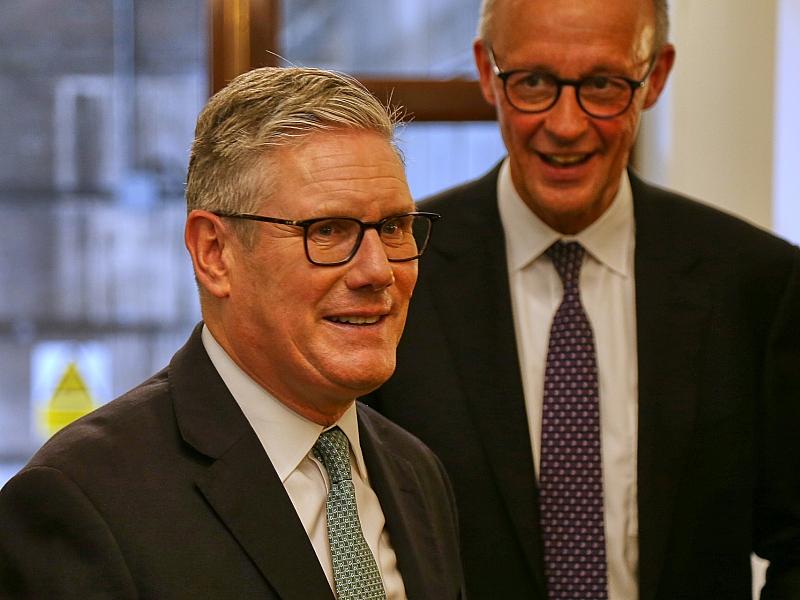 Bundesregierung setzt nach Starmer-Rücktritt auf Kontinuität