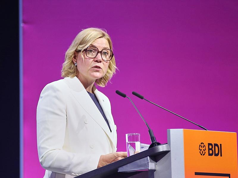 EU-Kommissarin kritisiert US-KI-Exportbeschränkungen