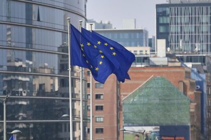 EU-Kommission stellt Fahrplan zur Reduzierung von Tierversuchen vor