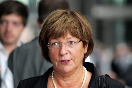 Ex-Gesundheitsministerin warnt vor Kürzungen bei Behinderten