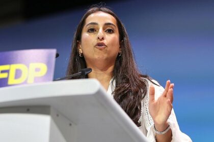 FDP-Präsidiumsmitglied widerspricht Kubicki in Brandmauer-Frage