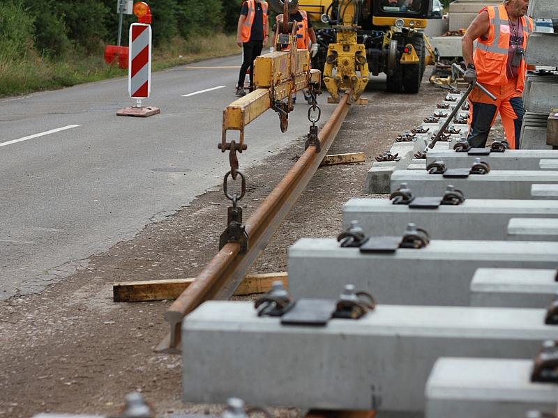 Fehlende Mittel: Über 90 Bahnprojekte in Gefahr