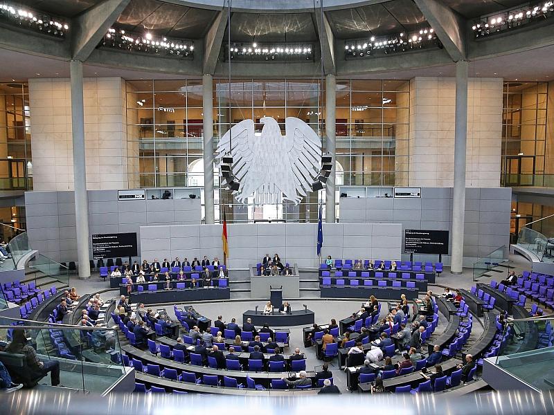 Forsa: Mehrheit will an Gesetz zur Politiker-Beleidigung festhalten