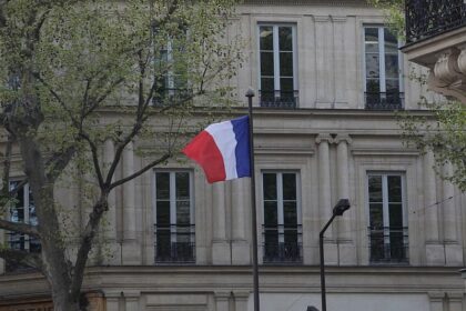 Frankreich meldet ersten Ebola-Fall bei heimgekehrtem Arzt