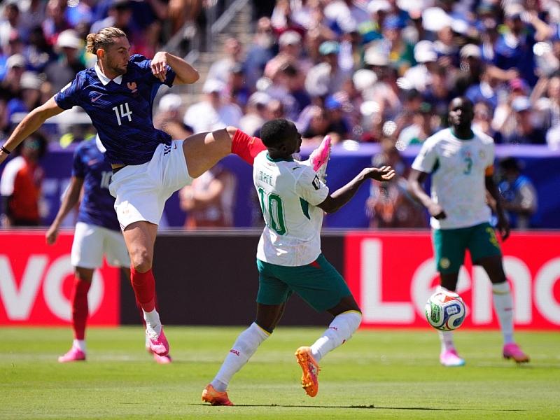 Fußball-WM: Frankreich dreht gegen Senegal spät auf