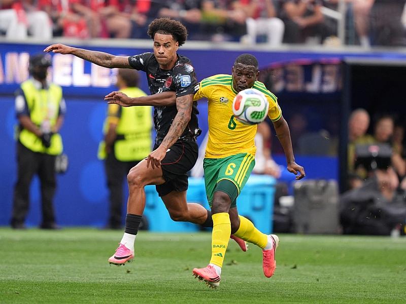 Fußball-WM: Kanada löst Achtelfinalticket gegen Südafrika ganz spät
