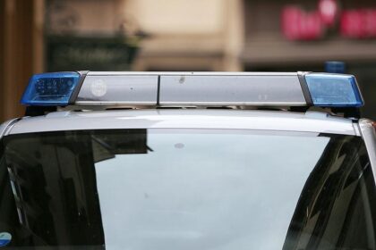 Großeinsatz in Rendsburg – Berichte über Mann mit Schusswaffen