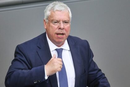 Hardt: Freie Fahrt durch Straße von Hormus zentral für Deutschland