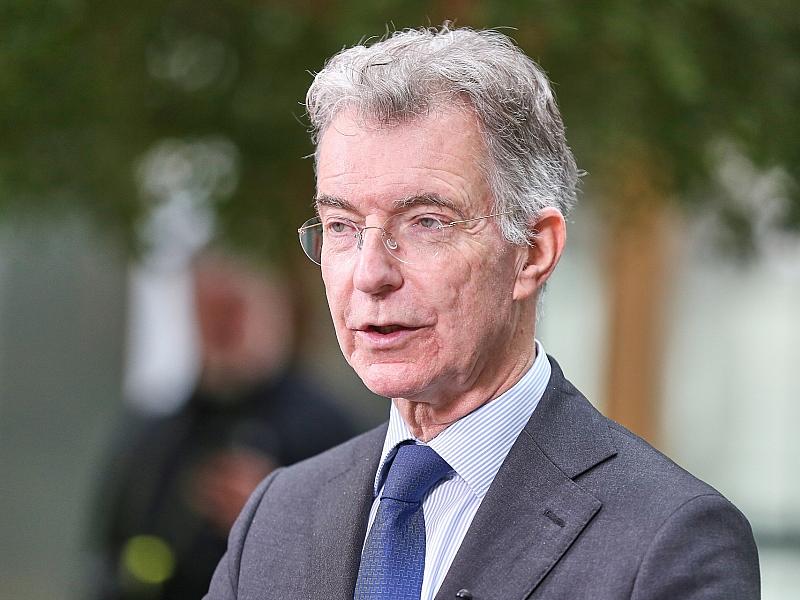 Heusgen wirft Merz “Relativierung des Völkerrechts” vor