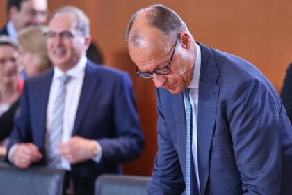 Infratest: Union sackt auf niedrigsten Wert seit vier Jahren