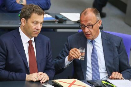 Insa: Union und SPD legen leicht zu