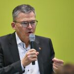 Kiesewetter kritisiert Teilnehmer von russischem Wirtschaftsforum