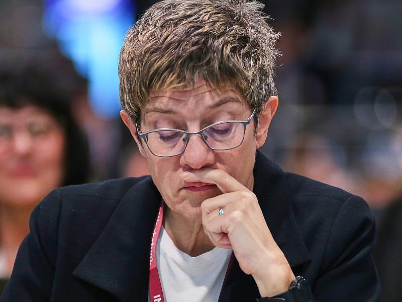 Kramp-Karrenbauer vergleicht CDU mit FC Bayern