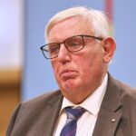 Laumann begrüßt Pflegereform – Kritik an Aussetzung von Tariftreue