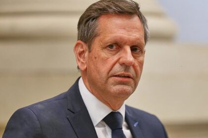 Lies fordert Fokus auf Wachstum von Regierung und Sozialpartnern