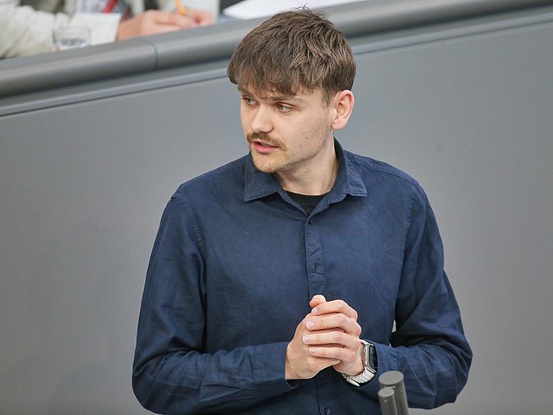 Linke fordert schnelle Umsetzung der “Nur-Ja-heißt-Ja”-Regel