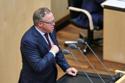 Mario Voigt kündigt bessere Qualitätskontrolle bei KI-Reden an