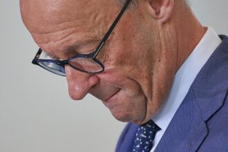 Merz besucht Angehörige von Walter Lübcke