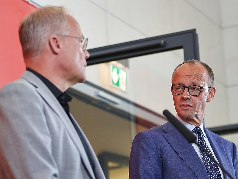 Merz und Miersch duzen sich nach Fraktionsfest