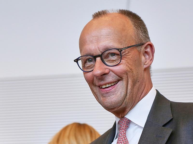 Merz vor Treffen mit Sozialpartnern verhalten optimistisch