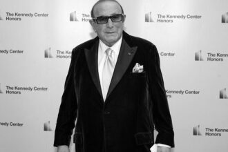Musikproduzent Clive Davis gestorben