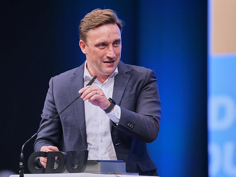 Niedersachsens CDU-Chef fordert Kürzungen bei Sozialleistungen