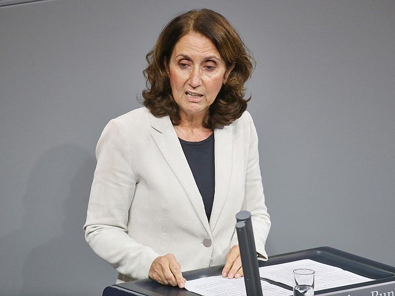 Özoguz fordert Fifa-Eingreifen bei Eklat um WM-Schiri