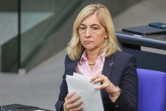 Patientenschützer kritisieren Warkens Pflegereform