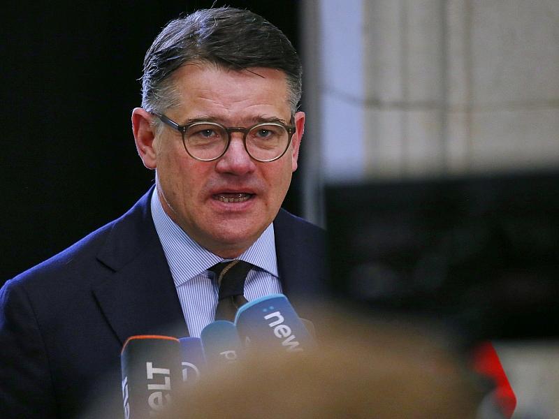 Rhein fordert Kompensation für Steuerausfälle der Länder