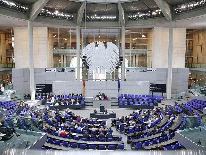 Röwekamp: Hormus-Mandat nur mit defensivem Auftrag