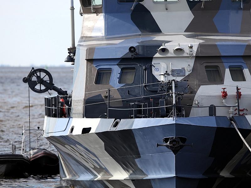Russisches Kriegsschiff feuert Warnschüsse auf Yacht im Ärmelkanal