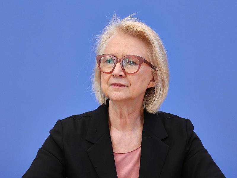 Schnitzer warnt vor Fehlern bei Kapitalrente
